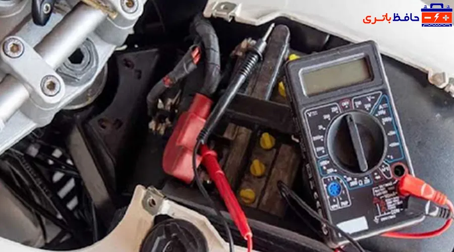 نصب باطری موتور سیکلت کلیک